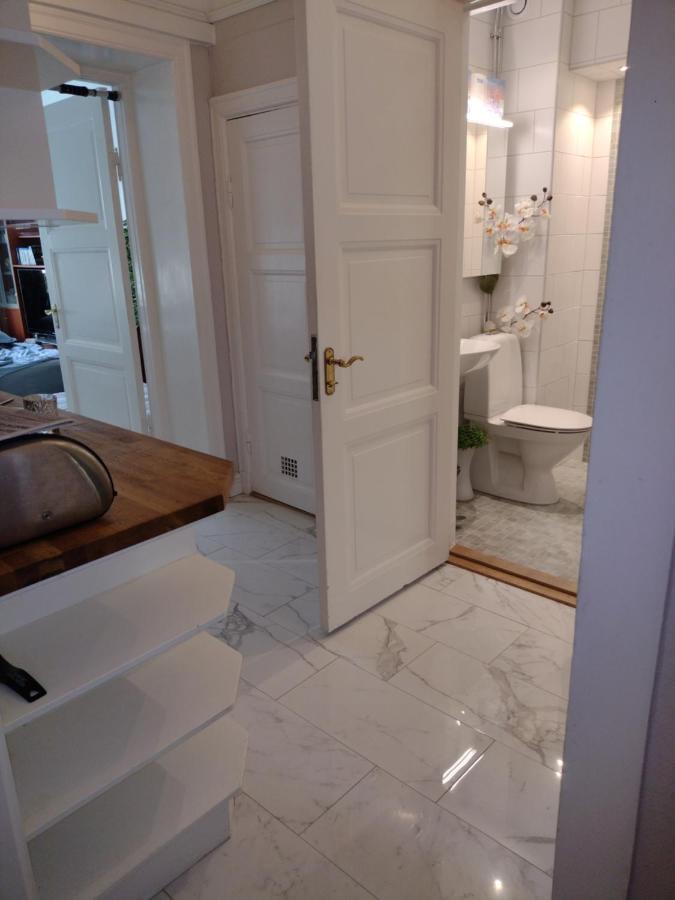 Quiet Central Room Stockholm Exterior photo